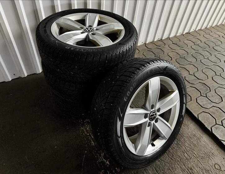 Volkswagen Passat 43