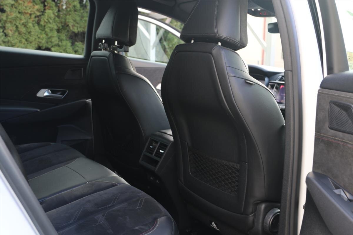 DS Automobiles DS7 Crossback Kombi 2,0 l 130 kw