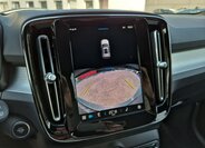 Volvo XC40 SUV / Terénní 2,0 l 120 kw