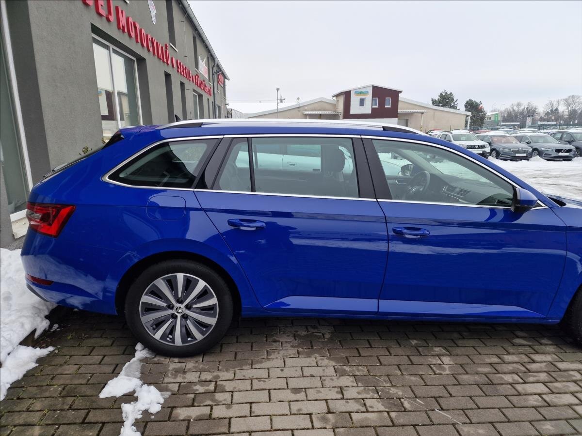 Škoda Superb Kombi 1,5 l 110 kw