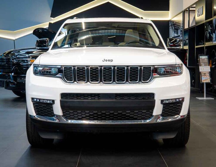 Jeep Grand Cherokee 11