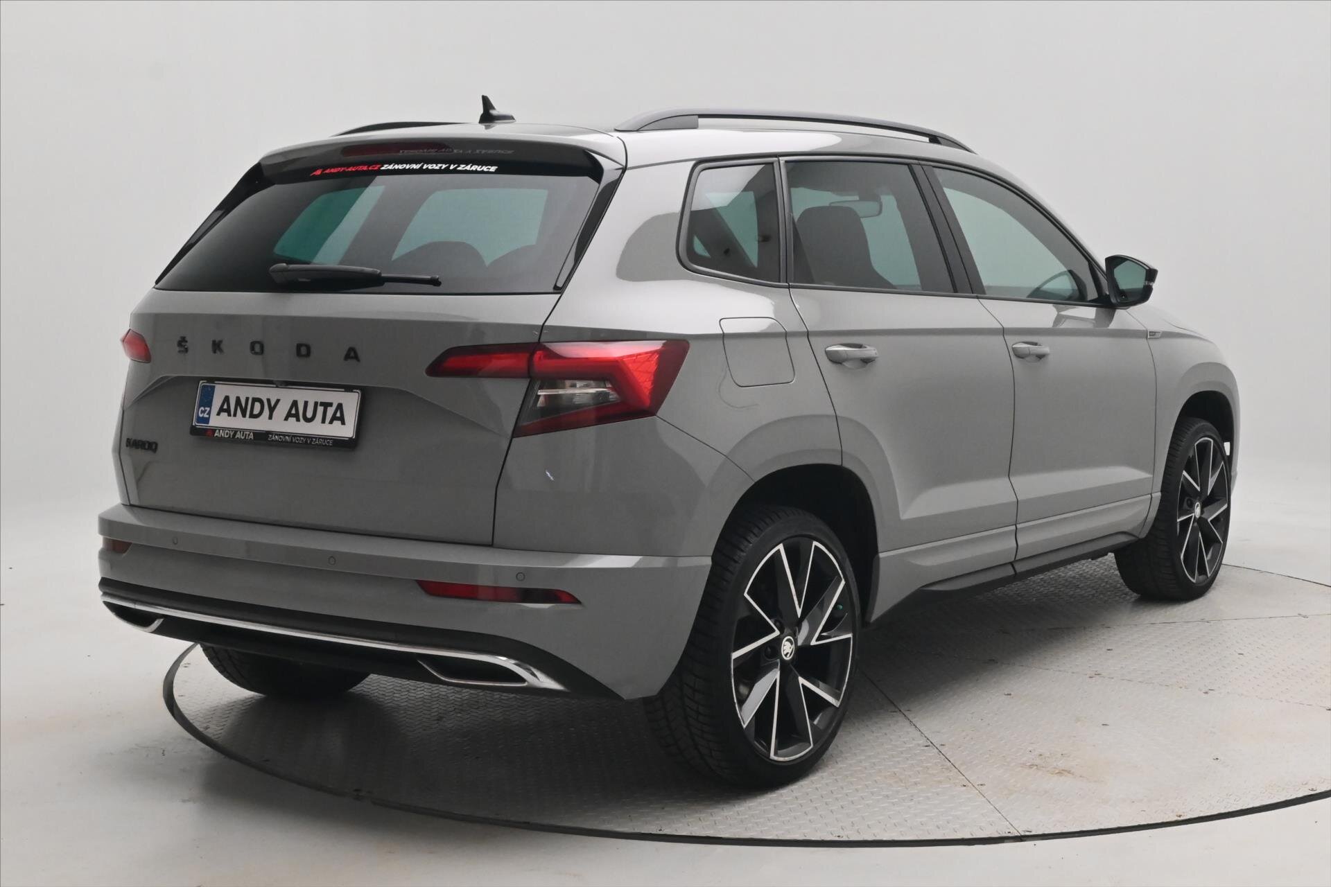 Škoda Karoq SUV / Terénní 1,5 l 110 kw