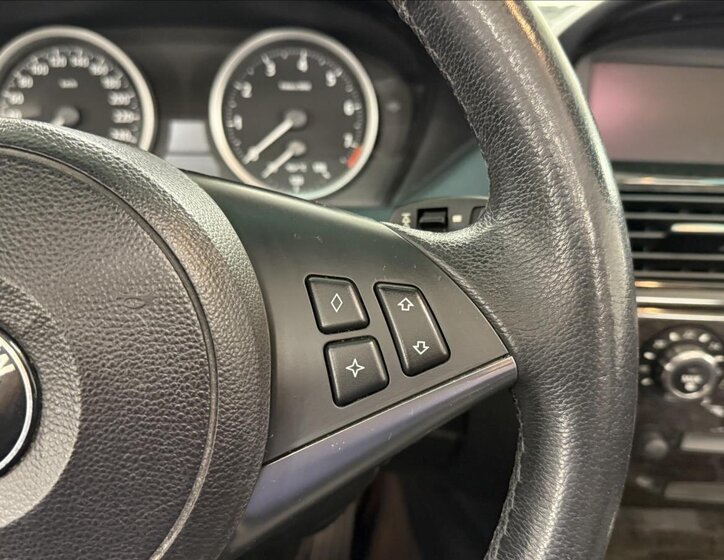 BMW Řada 6 Kabriolet 3,0 l 190 kw