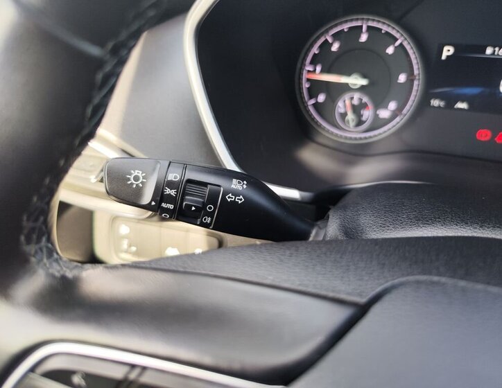 Hyundai Santa Fe SUV / Terénní 2,2 l 142 kw