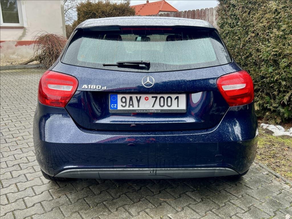 Mercedes-Benz Třídy A Hatchback 1,5 l 80 kw