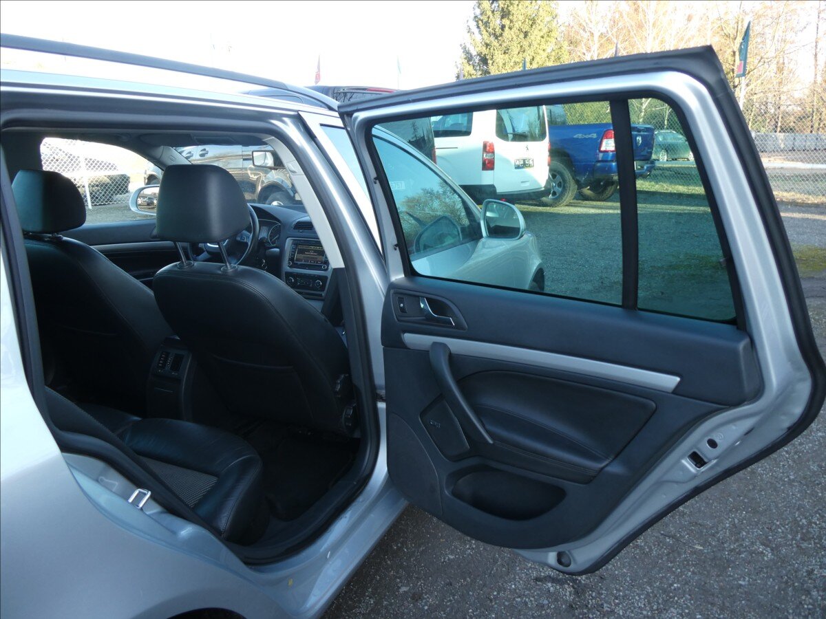 Škoda Octavia Kombi 2,0 l 103 kw