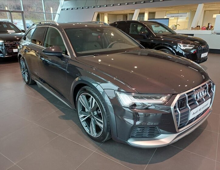 Audi A6 Allroad Kombi 3,0 l 253 kw