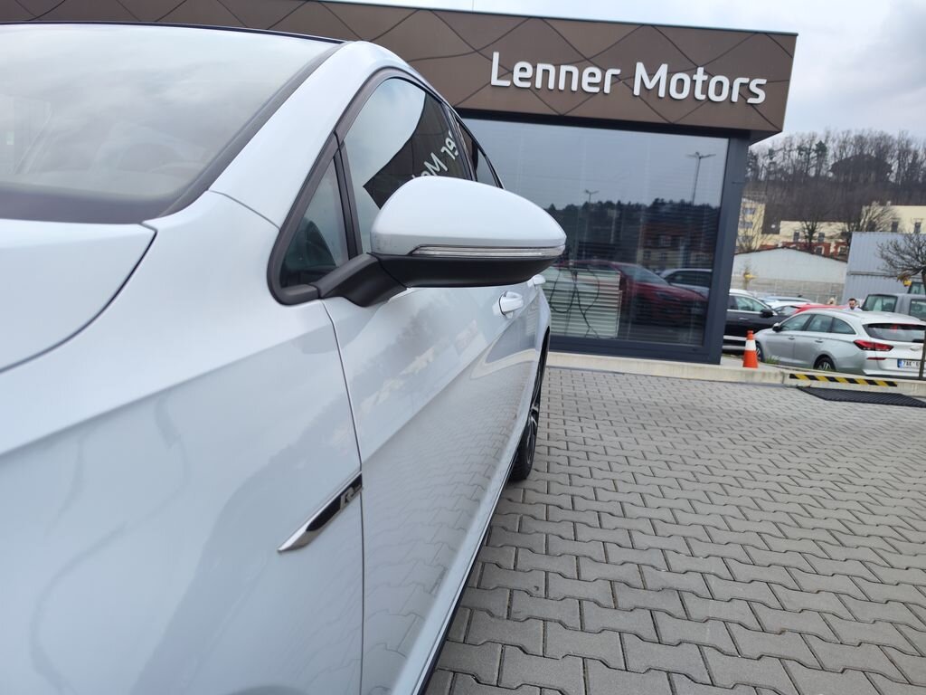 Volkswagen Golf Kombi 2,0 l 110 kw