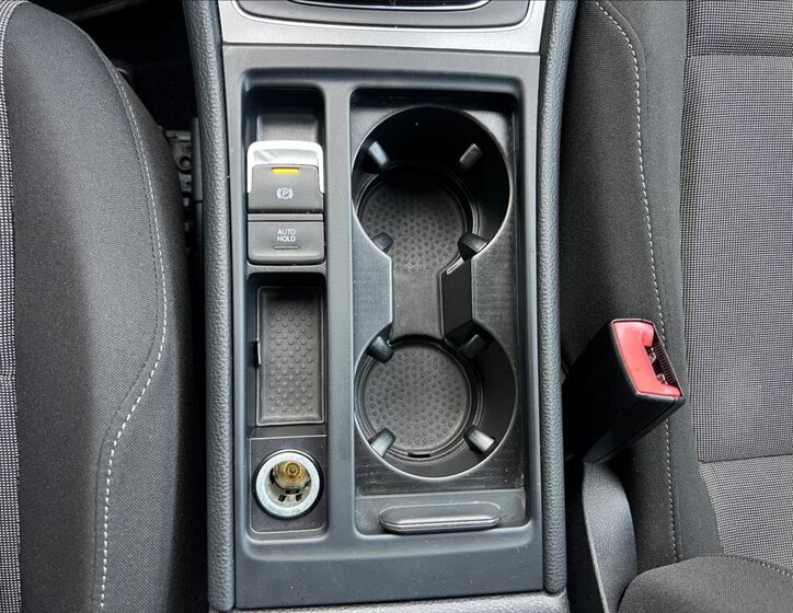 Volkswagen Golf Hatchback 1,2 l 77 kw