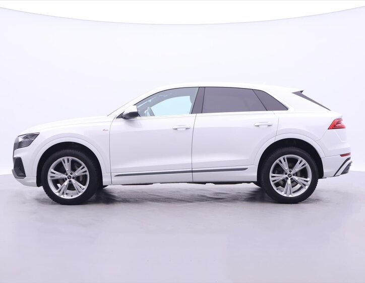 Audi Q8 SUV / Terénní 3,0 l 250 kw
