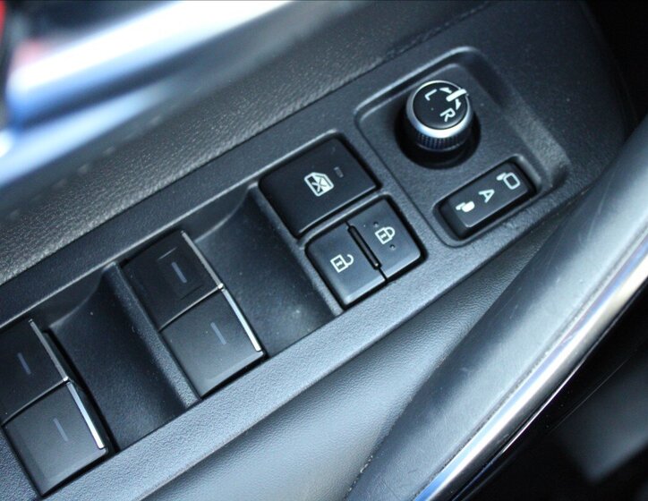 Toyota Corolla Kombi 2,0 l 112 kw