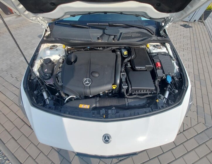 Mercedes-Benz CLA 39