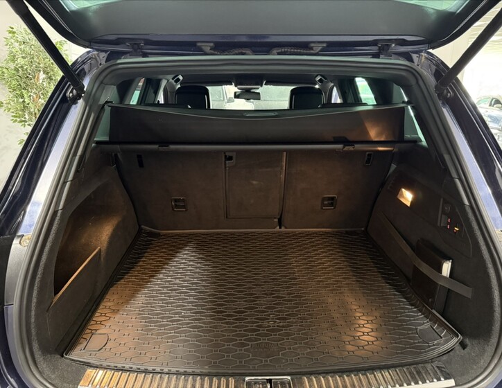 Volkswagen Touareg 21