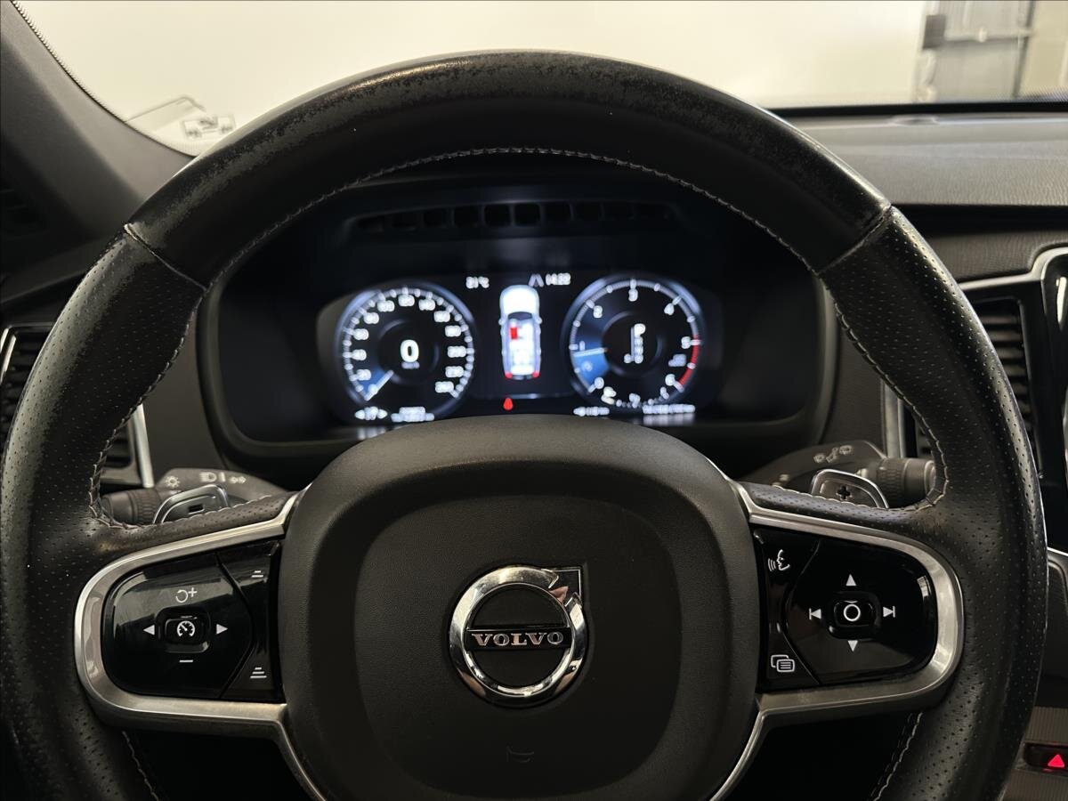 Volvo XC90 SUV 2,0 l 173 kw