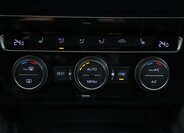 Volkswagen Passat Kombi 1,5 l 373 kw