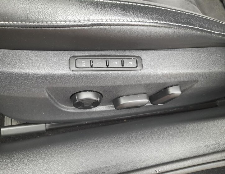 Škoda Superb Liftback 2,0 l 110 kw