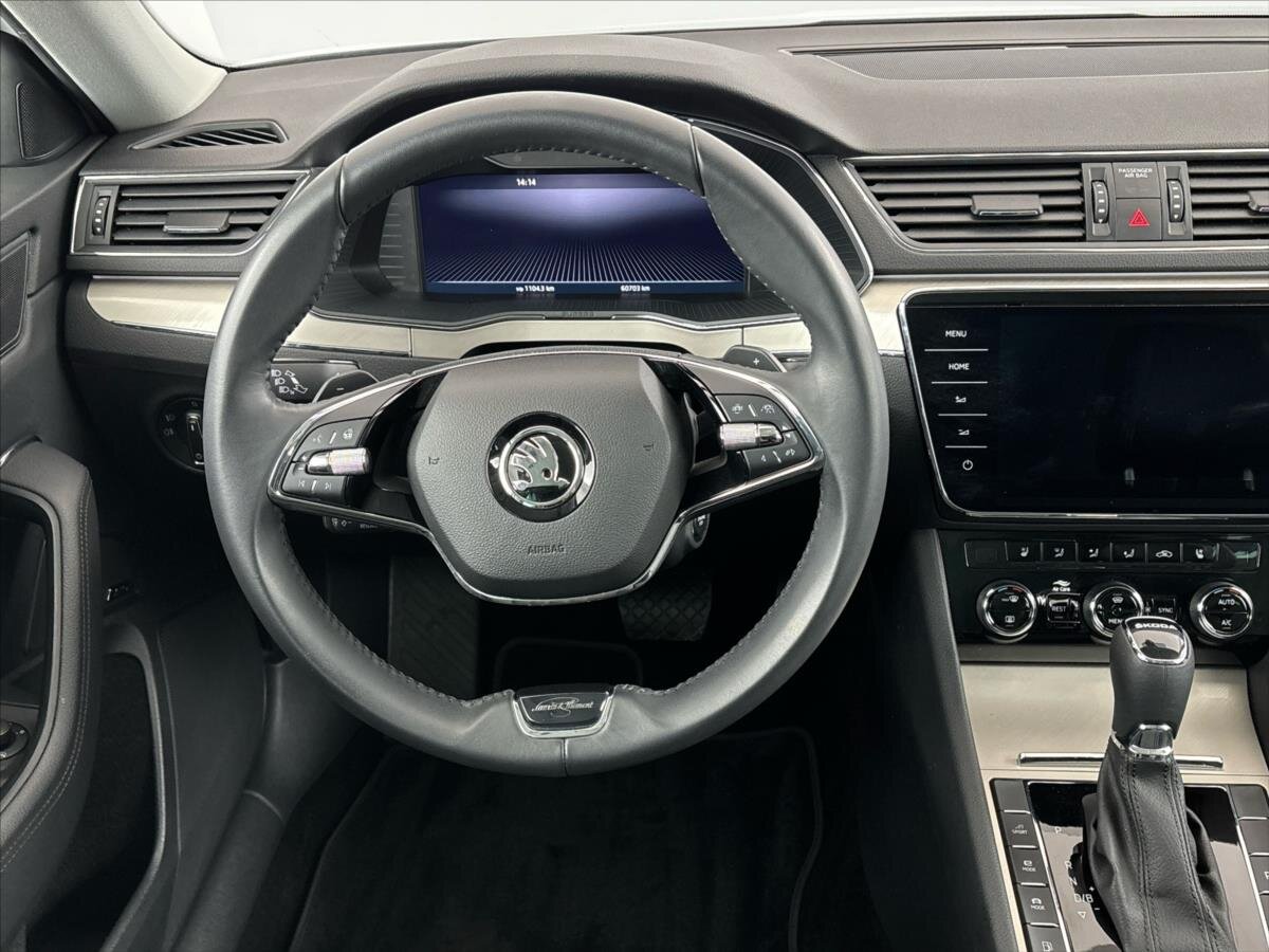 Škoda Superb Liftback 1,4 l 160 kw