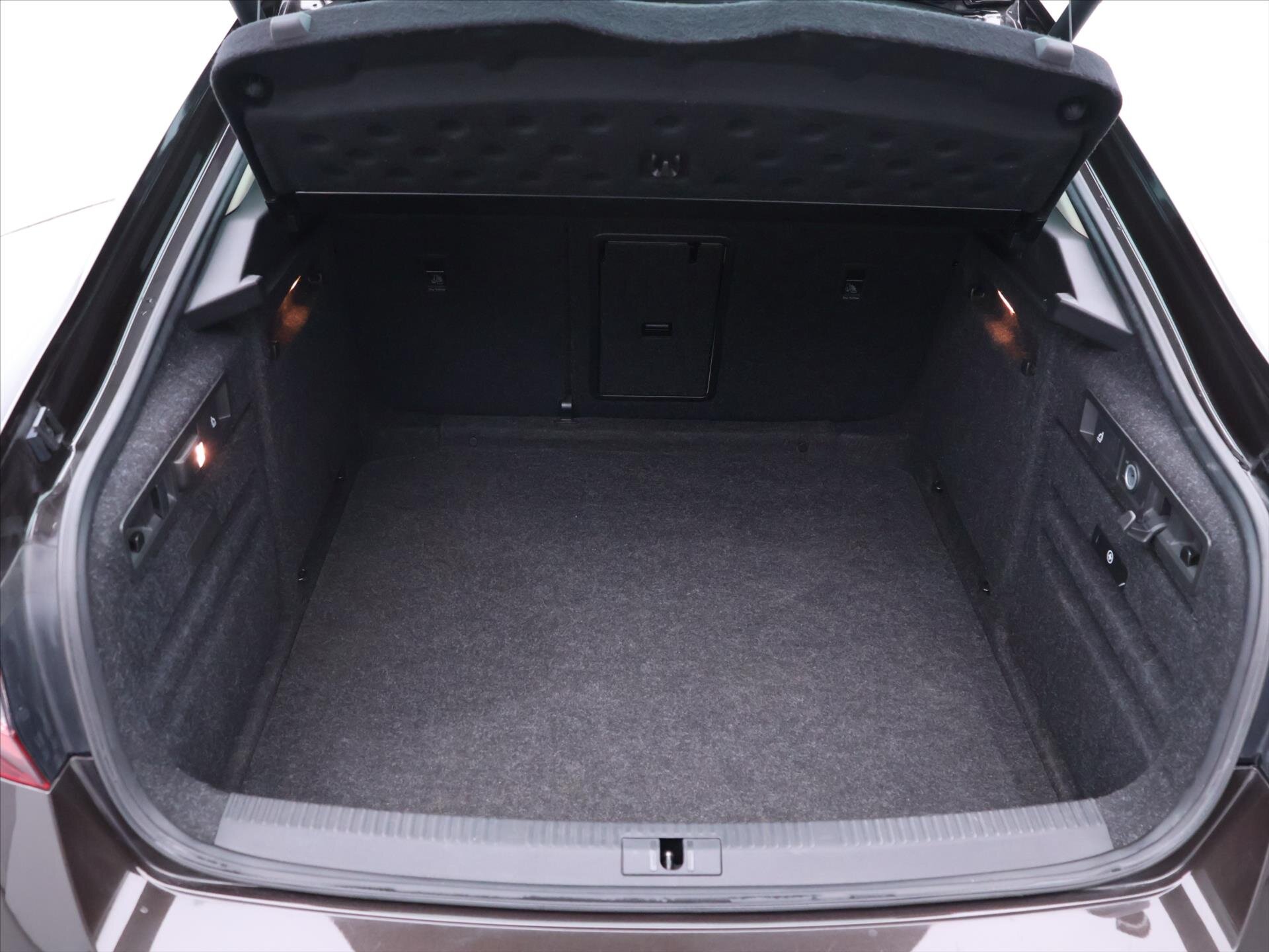 Škoda Superb Liftback 2,0 l 110 kw