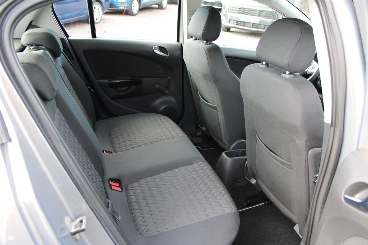 Opel Corsa Hatchback 1,4 l 64 kw