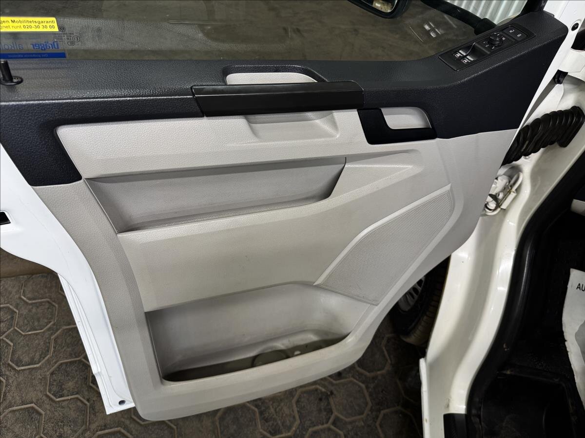 Volkswagen Transporter Valník 2,0 l 110 kw