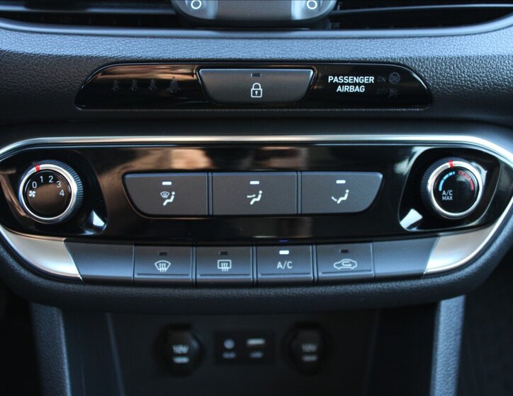 Hyundai i30 Kombi 1,4 l 103 kw