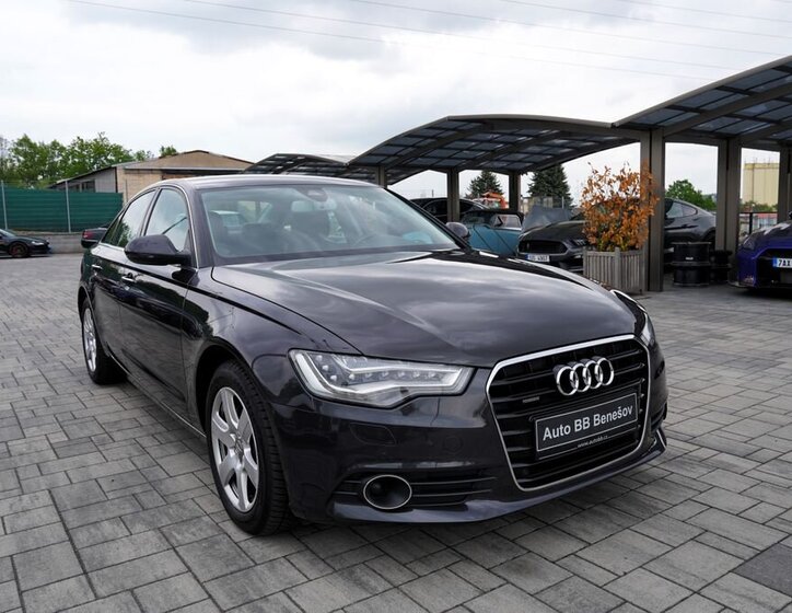 Audi A6 Sedan / Limuzína 2,8 l 150 kw