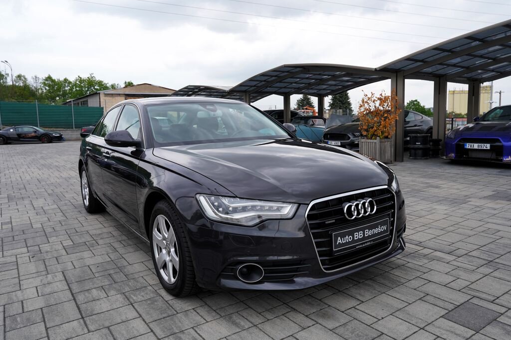 Audi A6 Sedan / Limuzína 2,8 l 150 kw