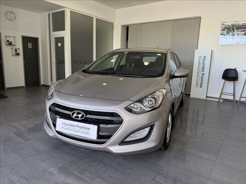 Hyundai i30 Kombi 1,6 l 88 kw