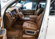 Dodge RAM Pick-up 5,7 l 291 kw