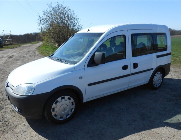 Opel Combo Kombi 1,4 l 66 kw