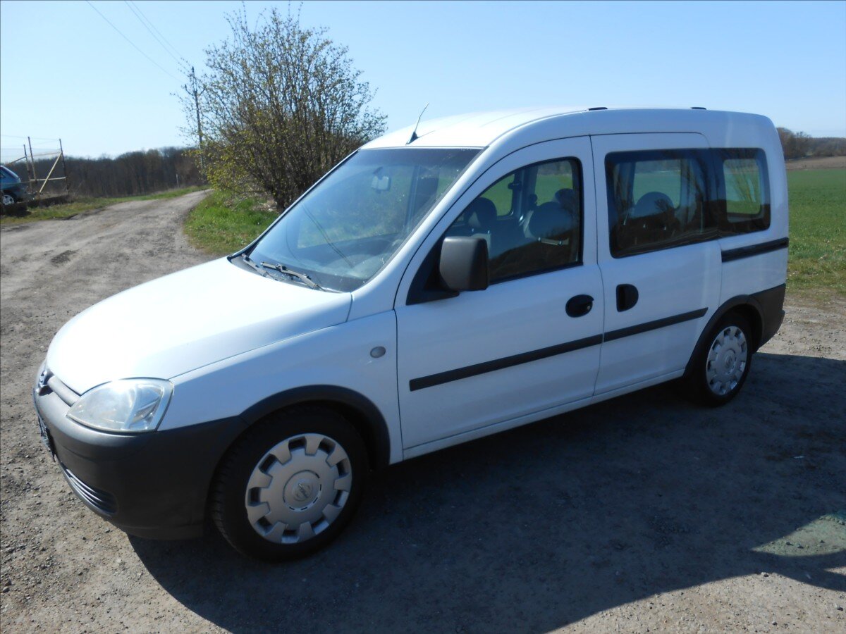 Opel Combo Kombi 1,4 l 66 kw
