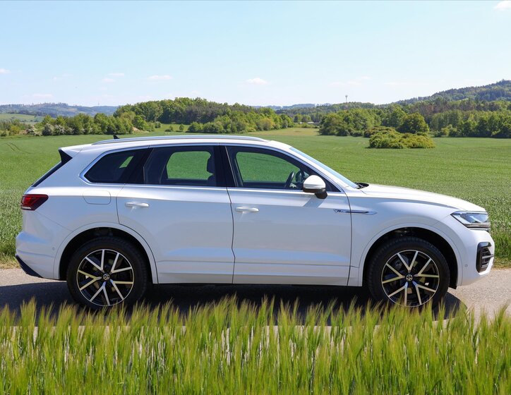 Volkswagen Touareg 8