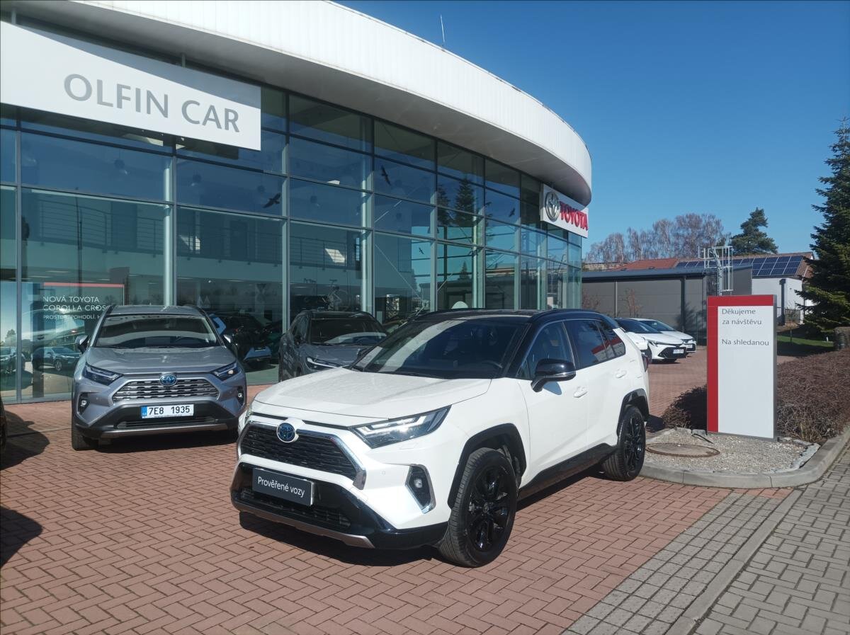Toyota RAV4 SUV / Terénní 2,5 l 131 kw