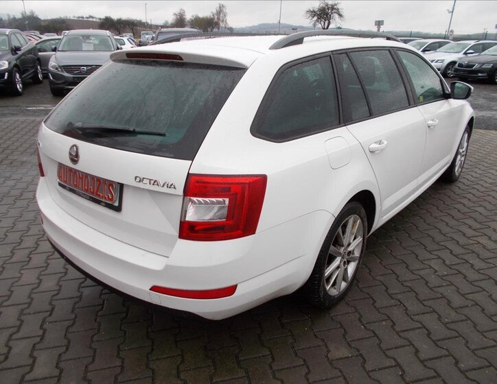 Škoda Octavia 11