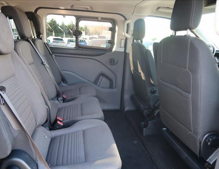 Ford Tourneo Custom Ostatní 2,0 l 96 kw