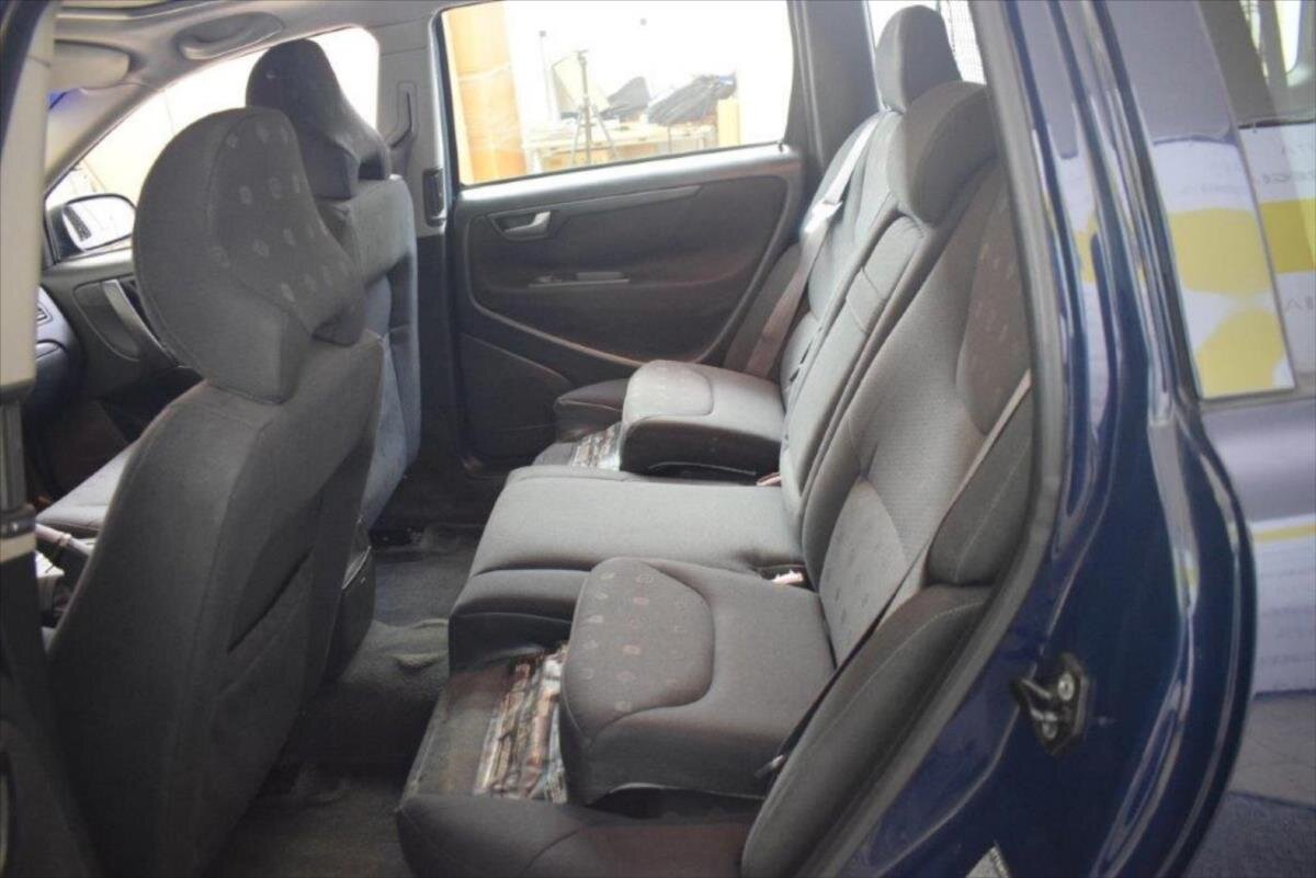 Volvo V70 Kombi 2,4 l 125 kw