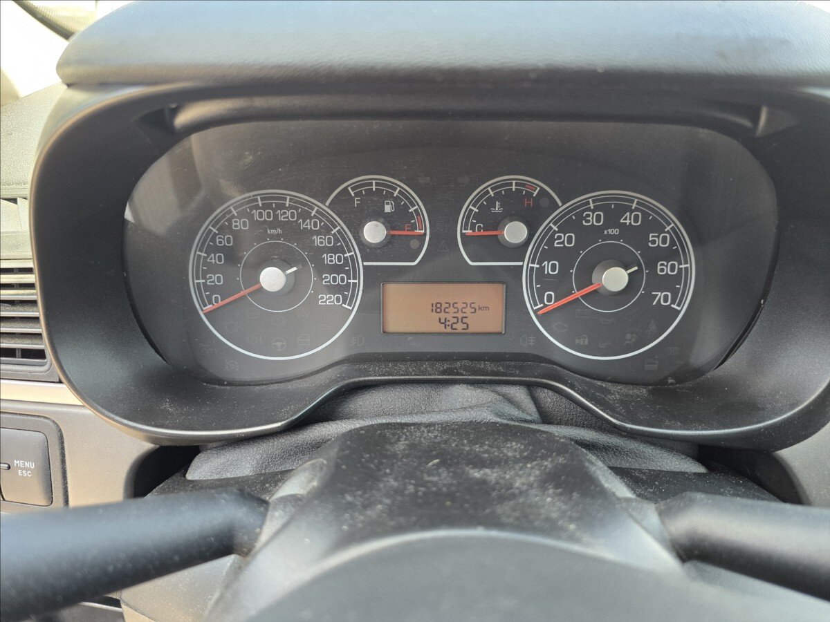 Fiat Punto Kombi 1,4 l 57 kw