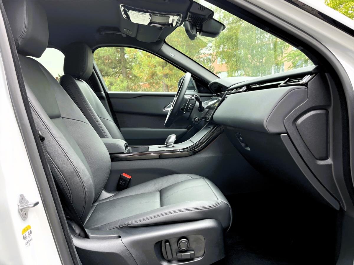 Land Rover Range Rover Velar SUV 2,0 l 150 kw