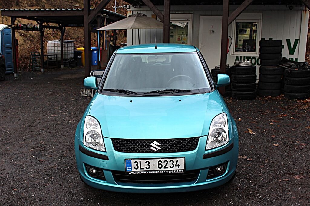 Suzuki Swift Hatchback 1,3 l 67 kw
