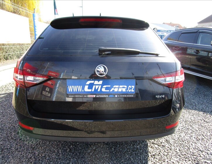 Škoda Superb Kombi 2,0 l 110 kw