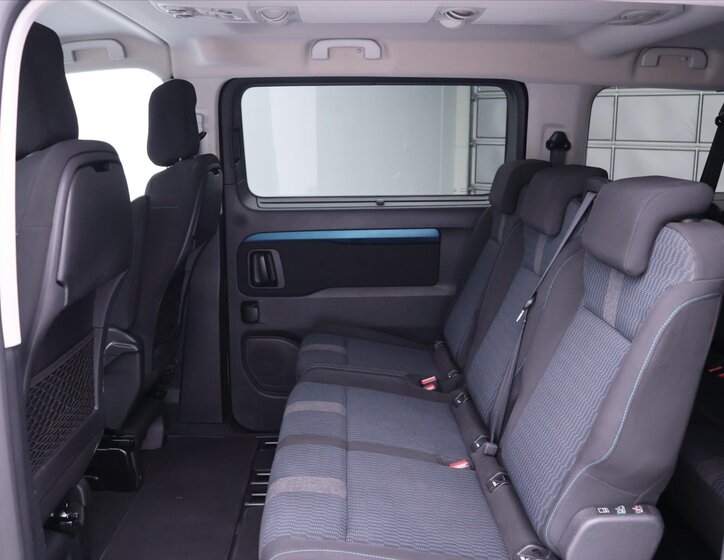 Peugeot Traveller Kombi 2,0 l 130 kw