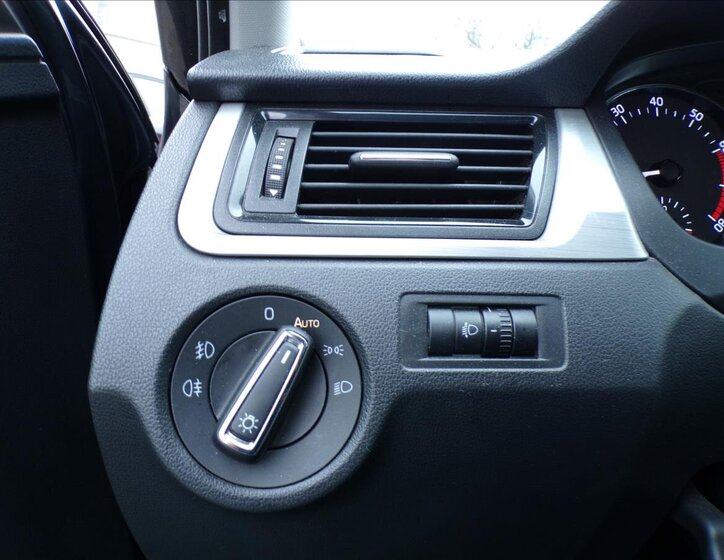 Škoda Rapid Hatchback 1,2 l 66 kw