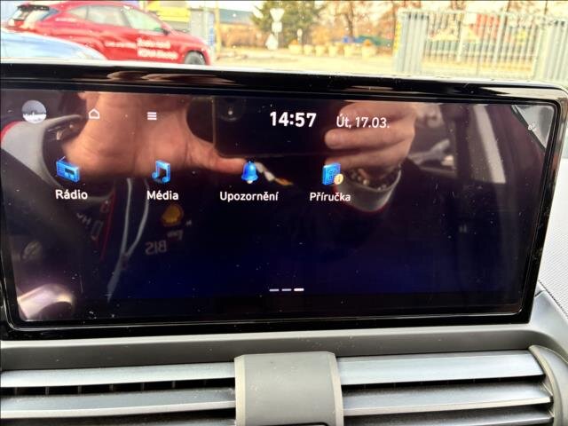 Hyundai Inster SUV / Terénní 0,0 84 kw