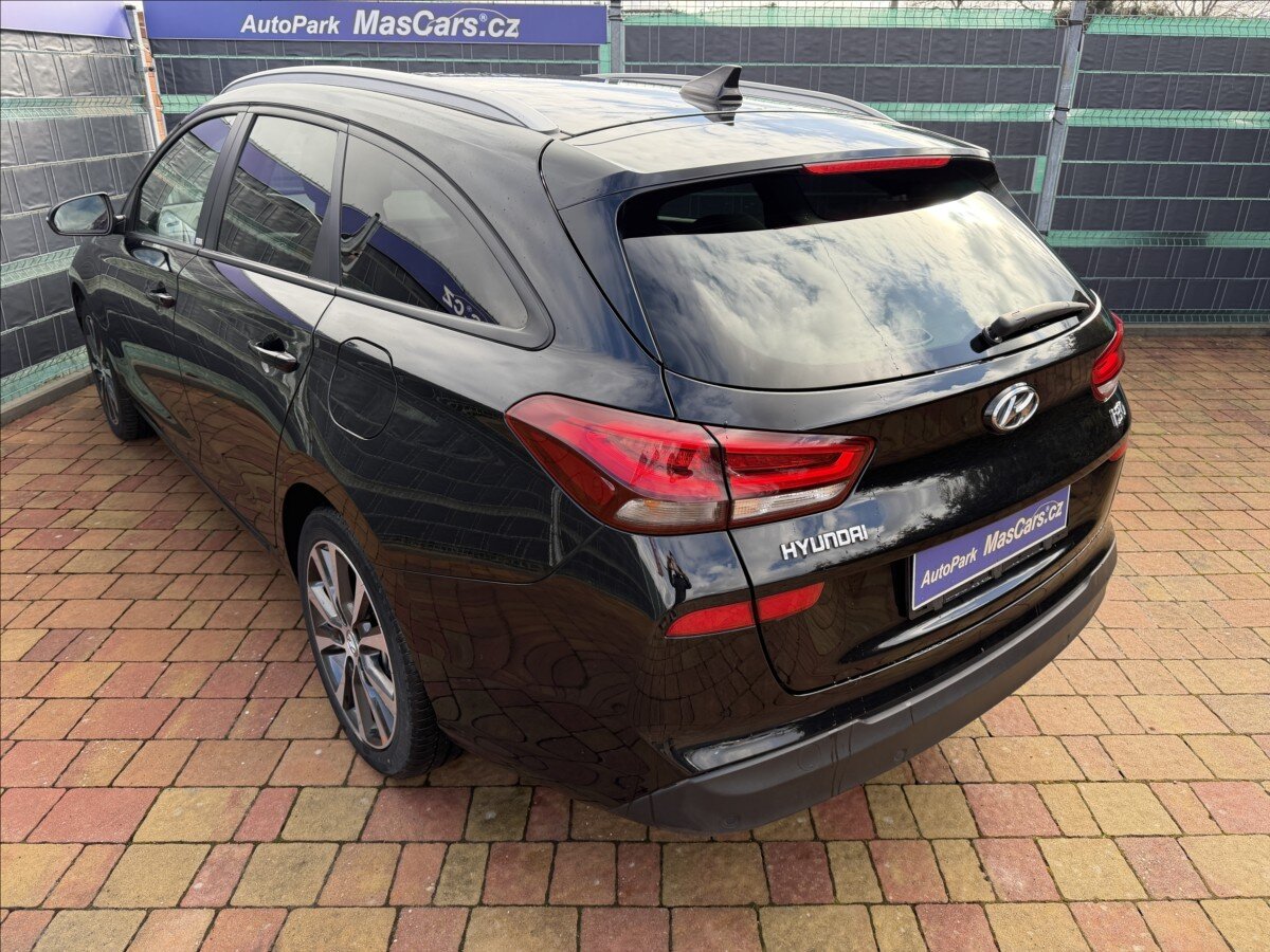 Hyundai i30 Kombi 1,6 l 85 kw