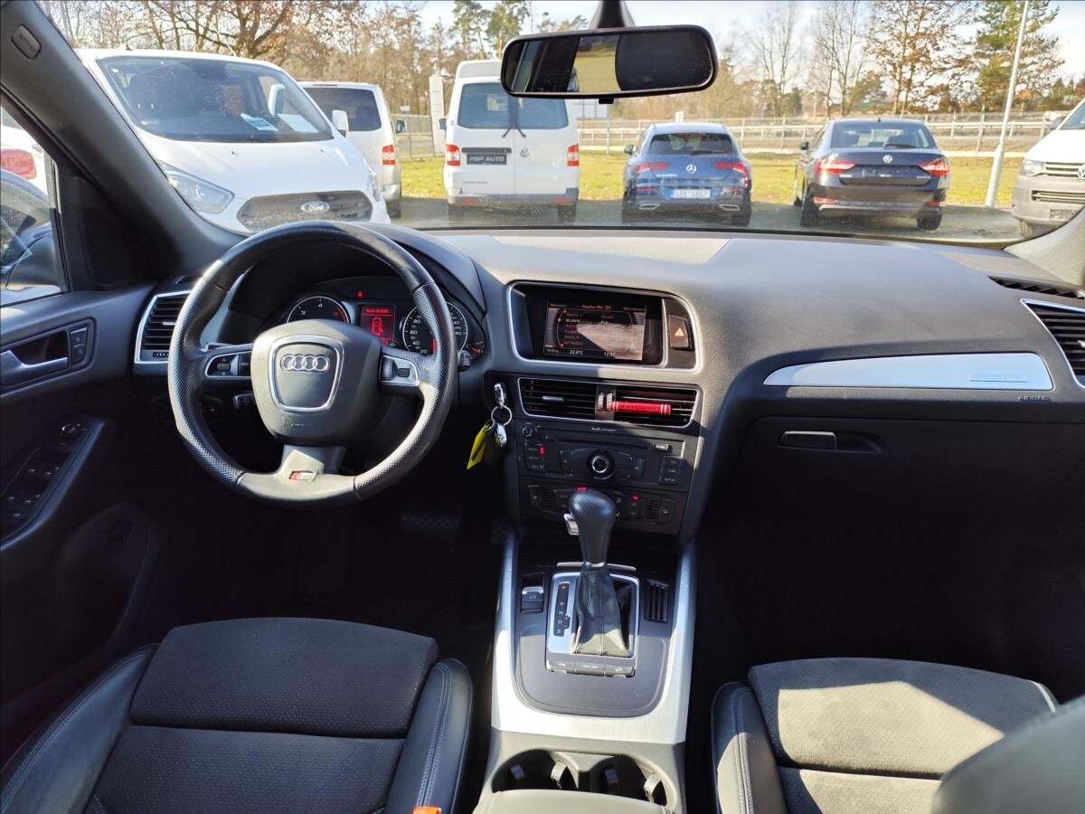 Audi Q5 Kombi 3,0 l 176 kw