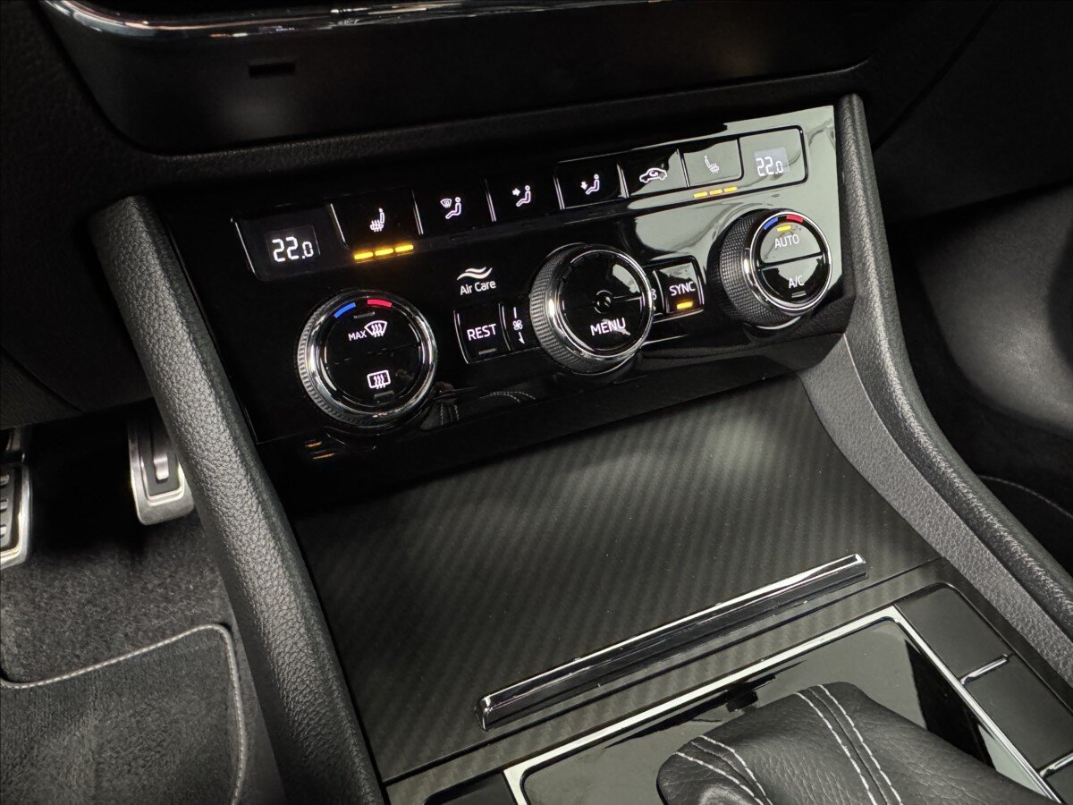 Škoda Superb Kombi 1,4 l 160 kw