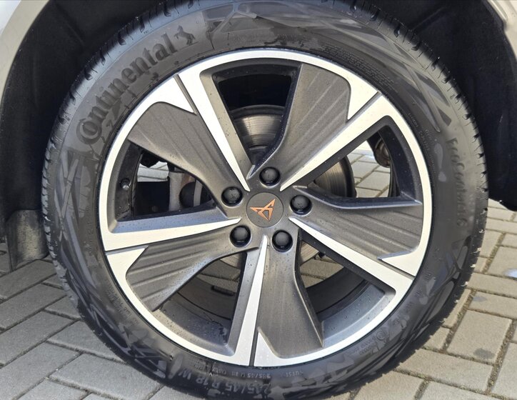 Cupra Formentor SUV / Terénní 1,5 l 110 kw