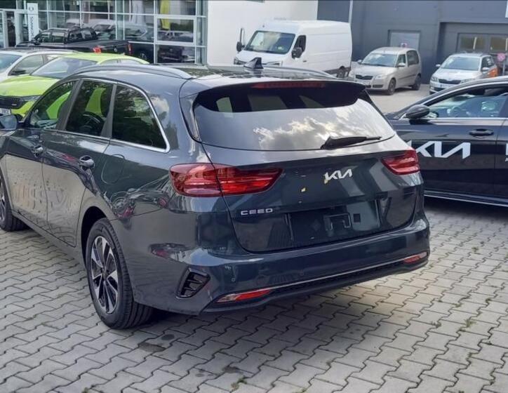 KIA Ceed 5
