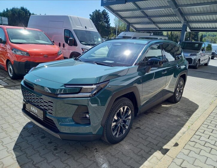 Toyota RAV4 SUV / Terénní 2,5 l 136 kw