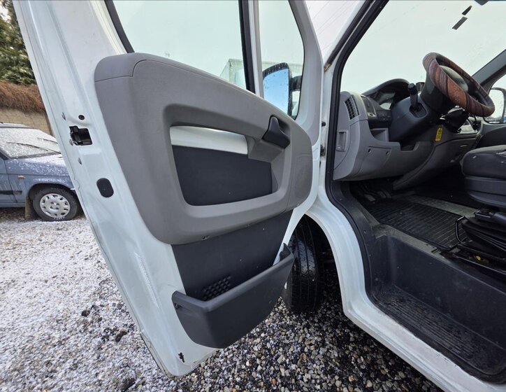 Peugeot Boxer 32